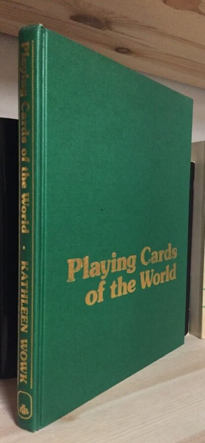 Playing cards of the world a collector's guide Kathleen Wowk Lutterworth 1983 - immagine 2