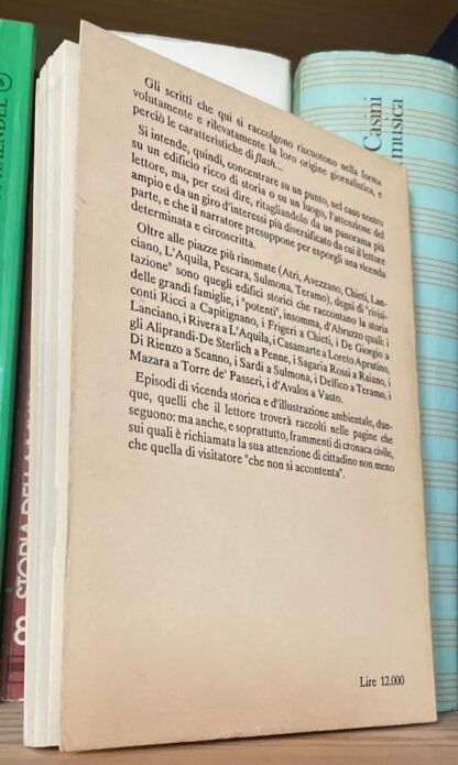 Raffaele Colapietra Palazzi storici e piazze d'Abruzzo Adelmo Polla 1995 - immagine 2
