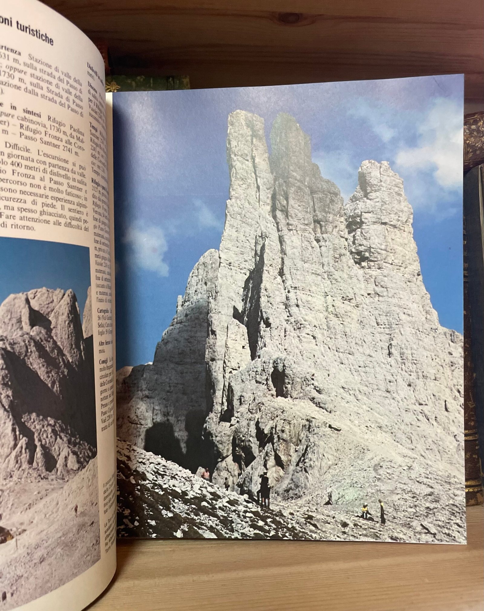 Sepp Schnürer Ferrate delle Dolomiti 55 itinerari attrezzati Zanichelli 1981 - immagine 10