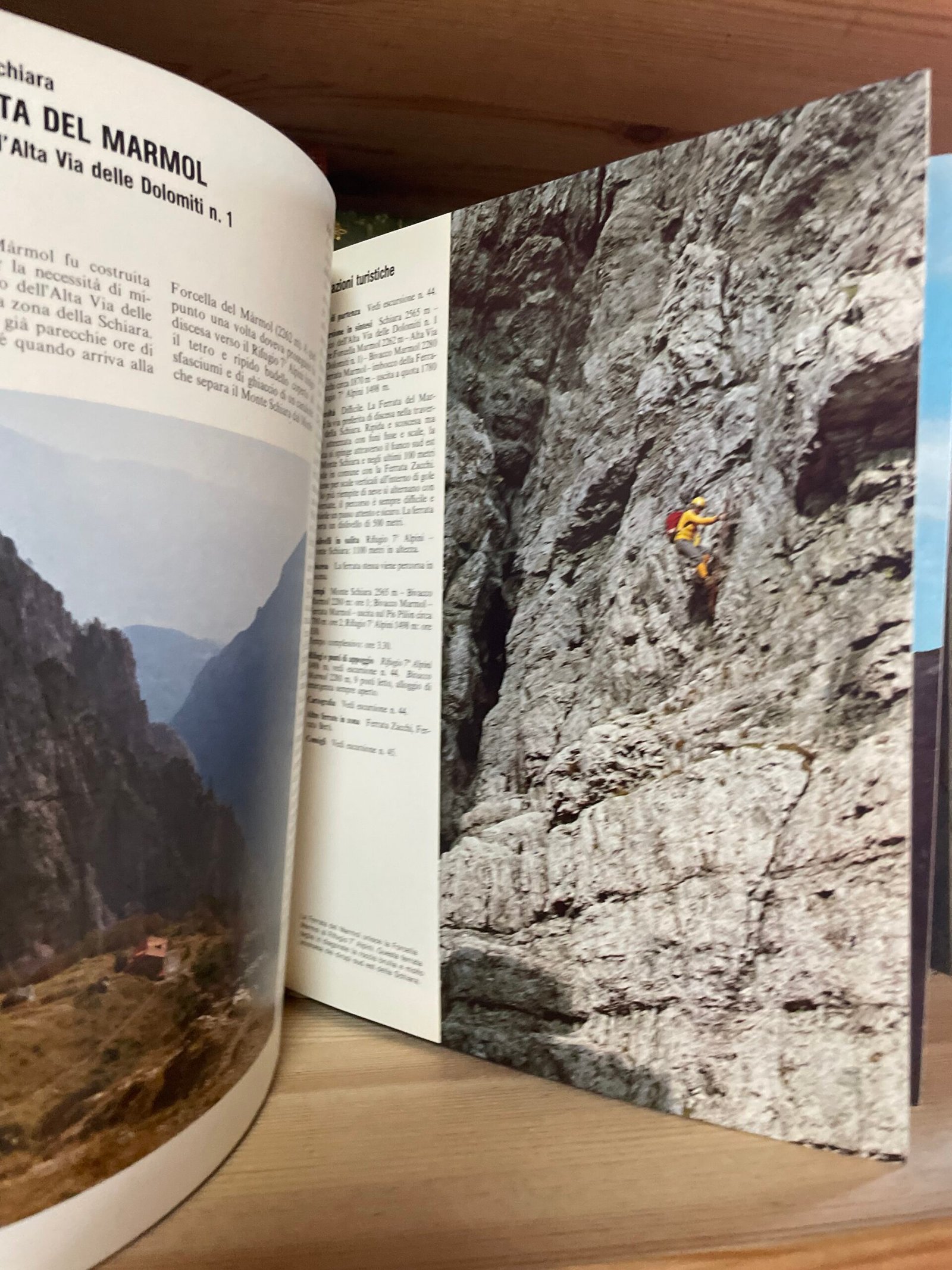 Sepp Schnürer Ferrate delle Dolomiti 55 itinerari attrezzati Zanichelli 1981 - immagine 23