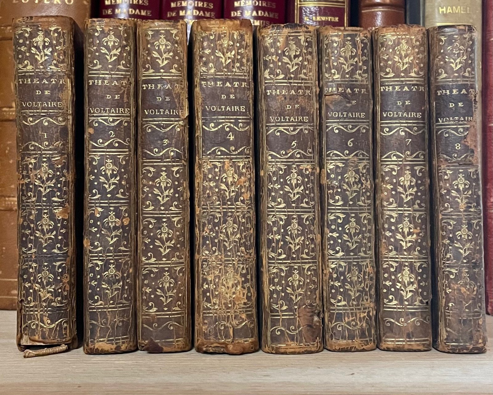 Théatre de Voltaire Augmenté de plusieurs pieces 8 voll. 1782 - immagine 2