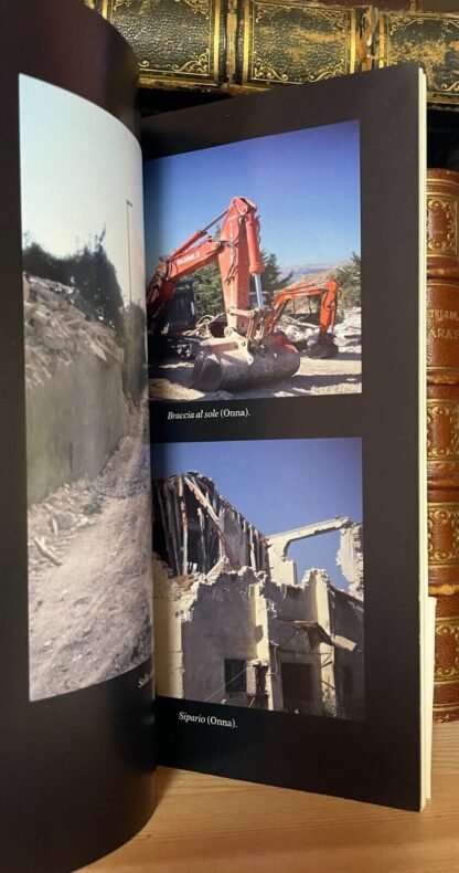 Giuseppe Caporale L'Aquila non è Kabul cronaca di una tragedia Castelvecchi 2009 - immagine 5