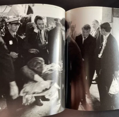 Harry Benson R.F.K. A photographer's journal powerHouse Books 2008 - immagine 15