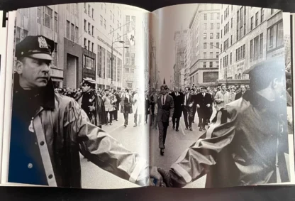 Harry Benson R.F.K. A photographer's journal powerHouse Books 2008 - immagine 5