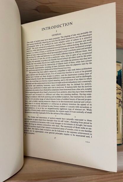 European ceramic art from the end of the Middle Ages to about 1815 Faber & Faber - immagine 7