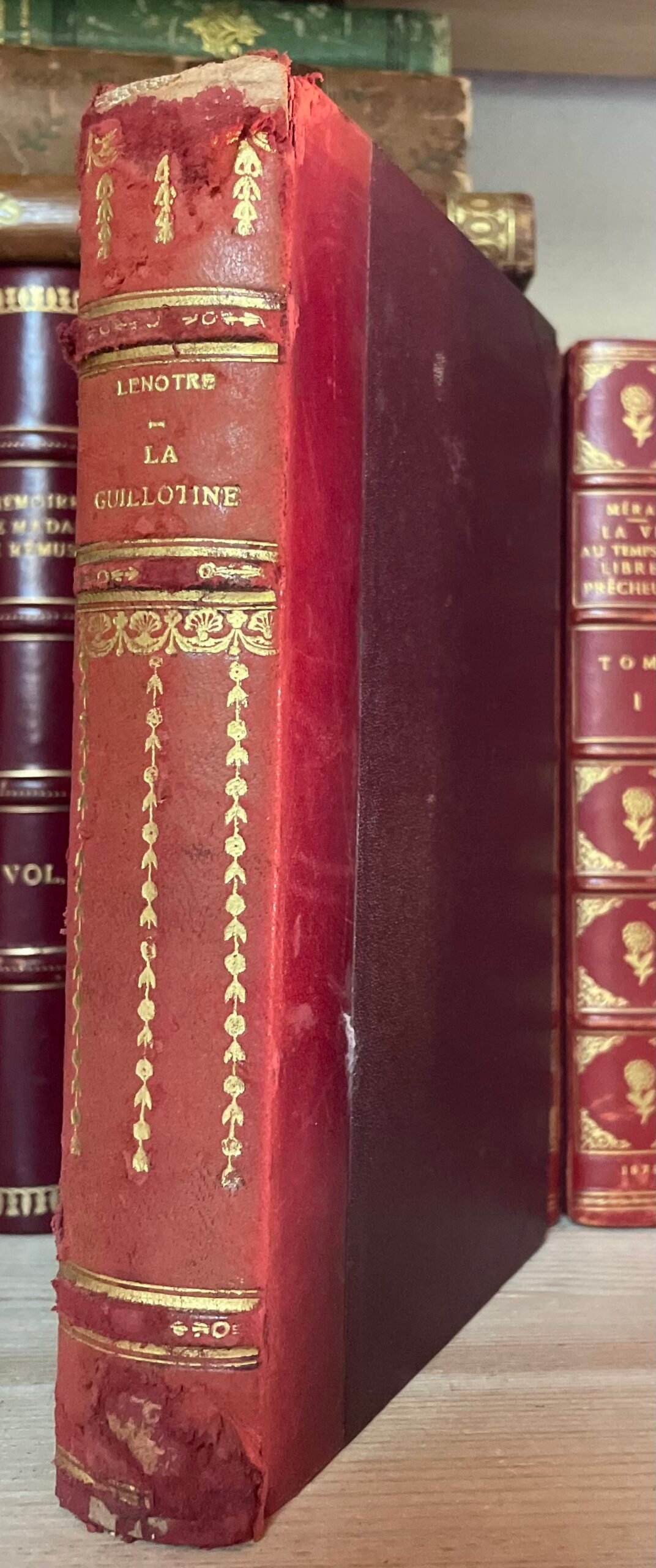 Lenotre La Guillotine et les exécuteurs pendant la Révolution Perrin 1922 - immagine 2