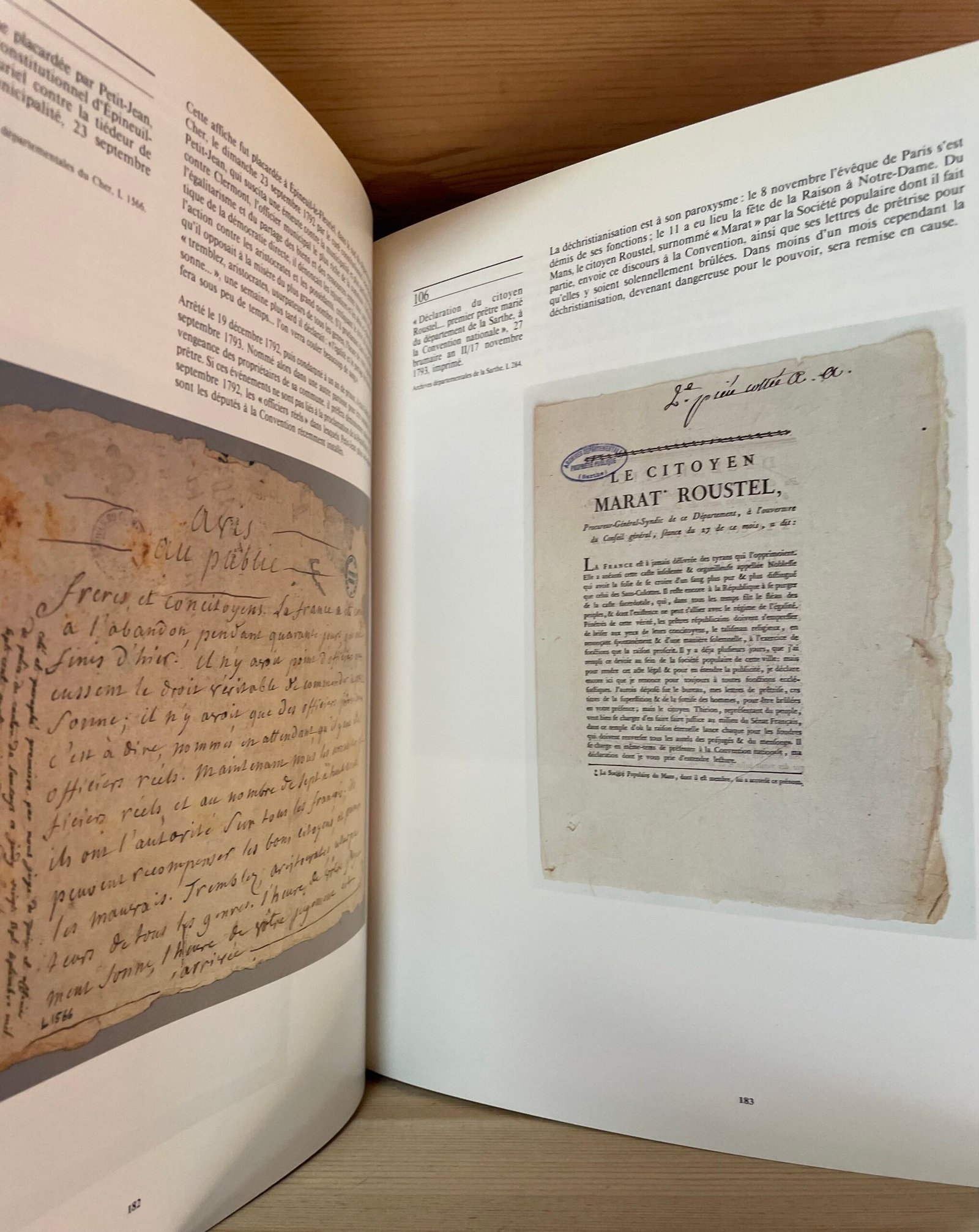 La Révolution française à travers les Archives La Documentation française 1988 - immagine 11