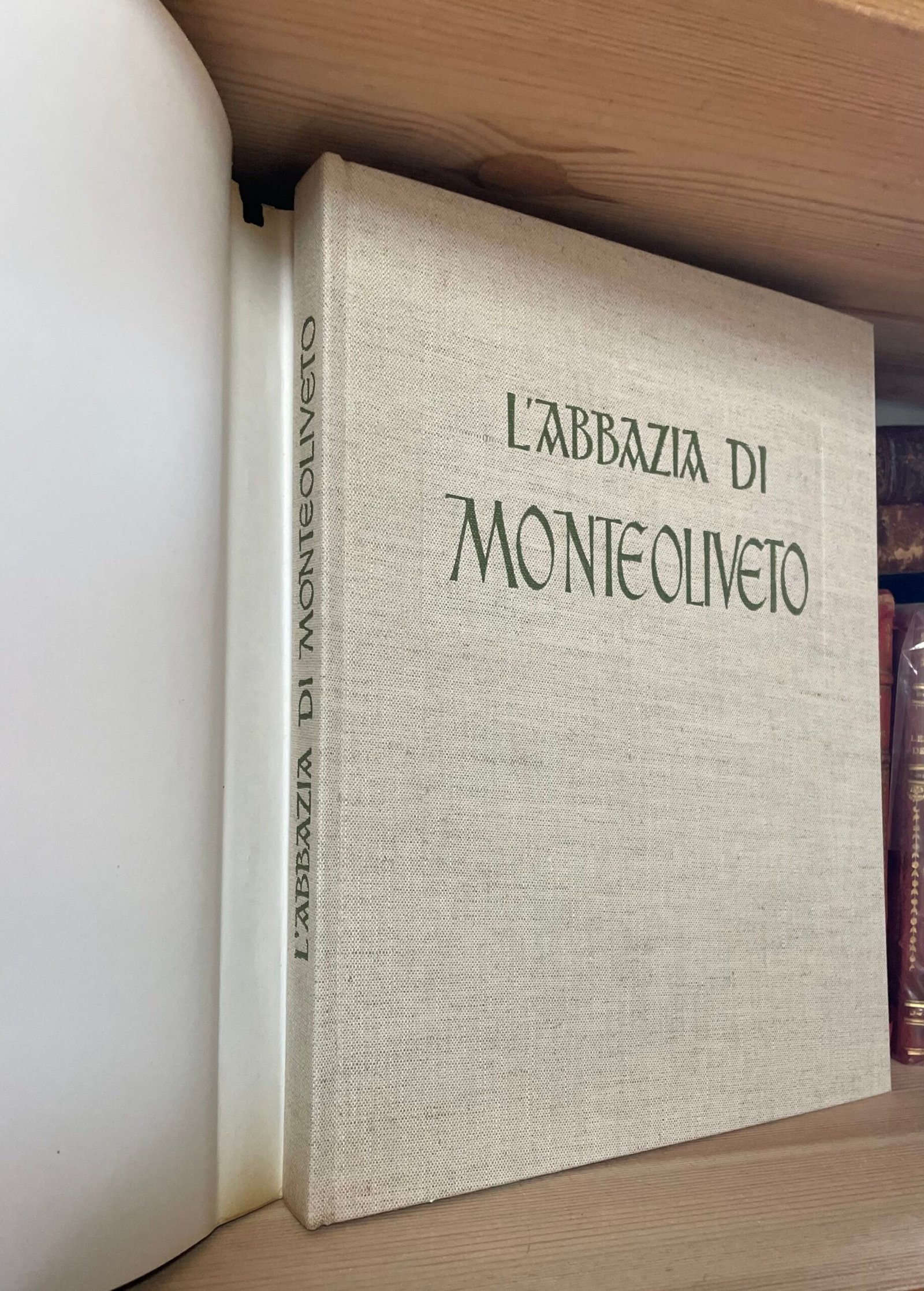 Minucci Carli L'Abbazia di Monteoliveto Electa Editrice per MPS 1961 - immagine 4