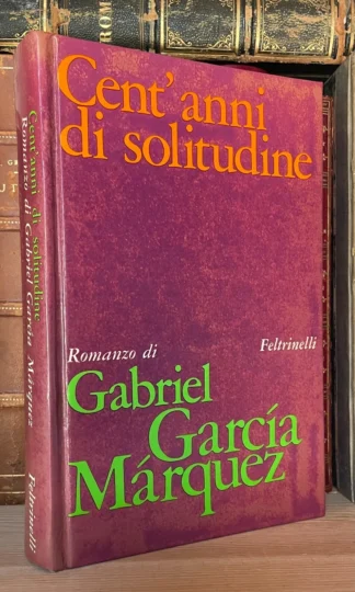 Condividi García Márquez Cent’anni di solitudine Feltrinelli 1981 ventitreesima edizione